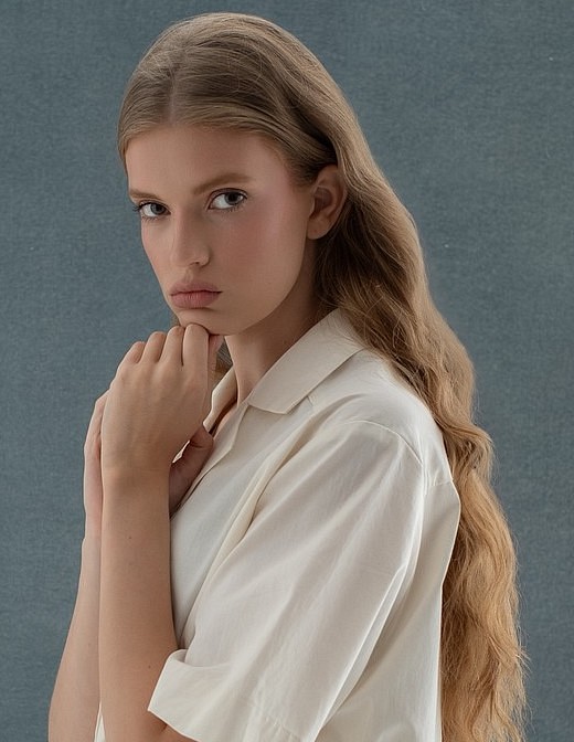 SVETA F